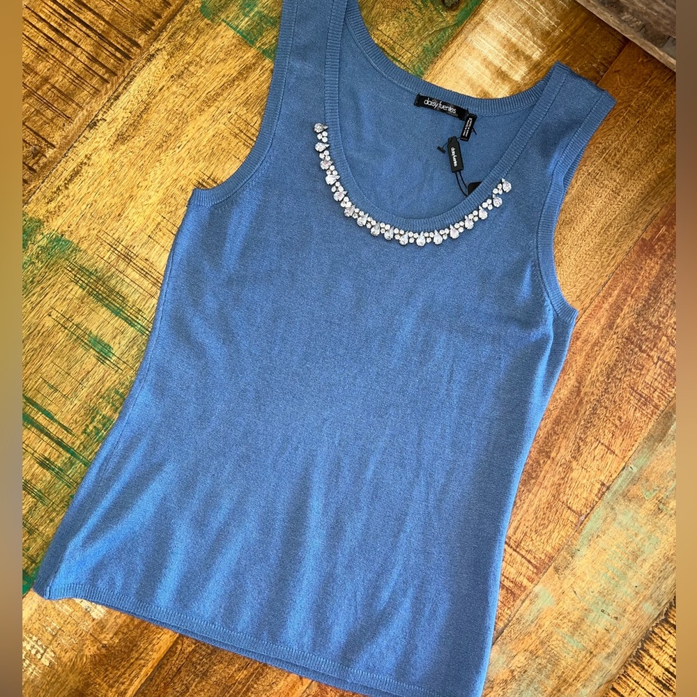 Daisy Fuentes blue knit rhinestone accent tank-top. Size Medium. NWT